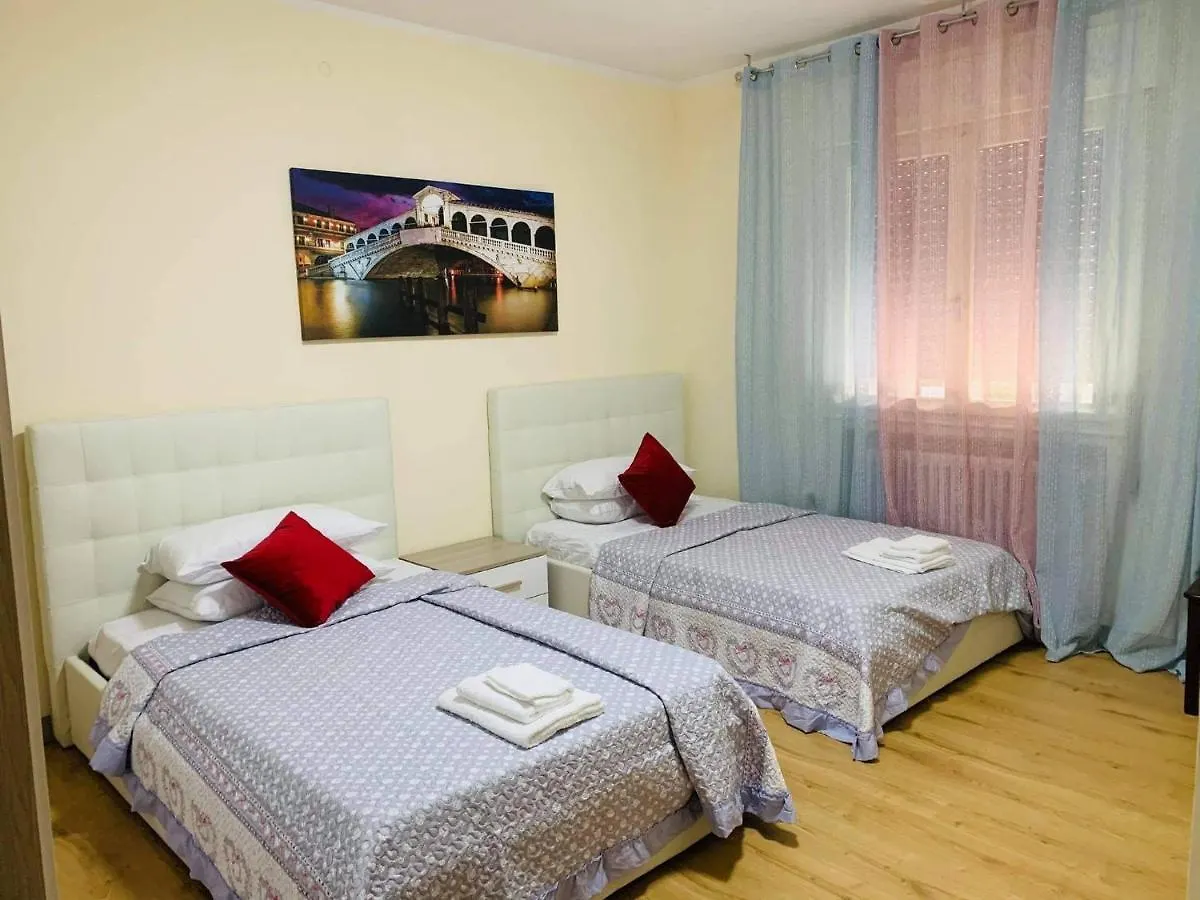 Chowdhury House Mestre Olaszország